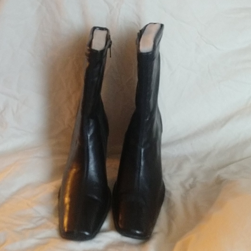 Aerosol Boots
